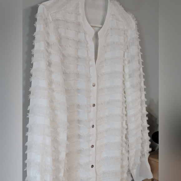 Alfani White Textured Blouse V-Neck Long Sleeve - Picture 11 of 16